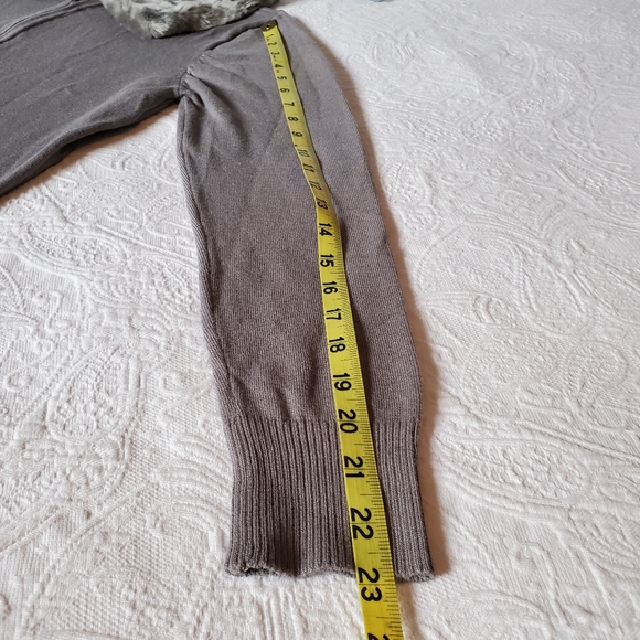 George Gray Zip Cardigan Sweater with Faux Fur collar - NWOT - Picture 9 of 11